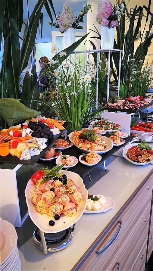 Green Garden Hotel 拉辛 外观 照片