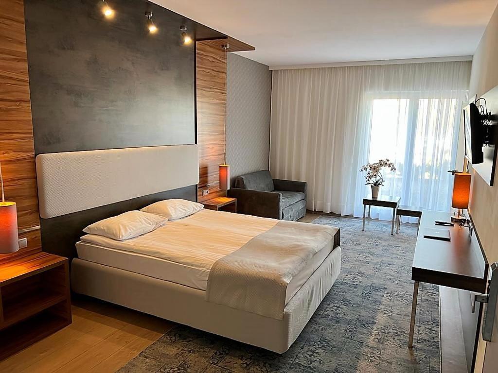 Green Garden Hotel 拉辛 外观 照片